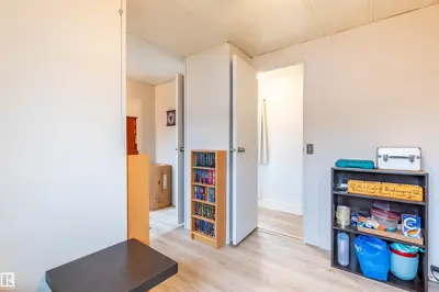Interior photo 4 of #62 10401 101A ST