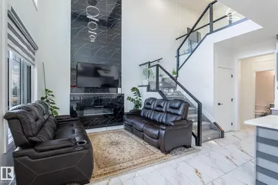Interior photo 4 of 6607 50A AV
