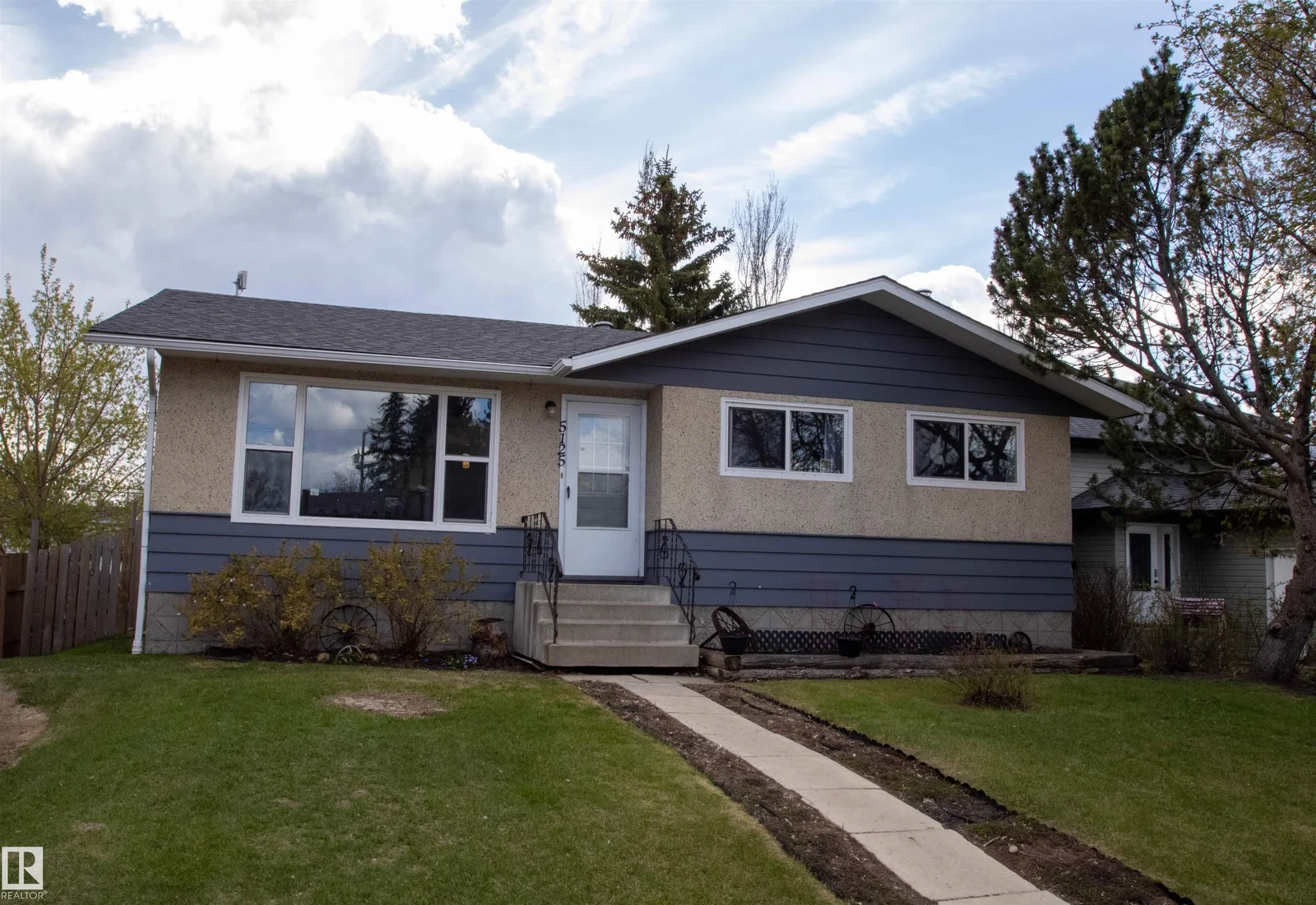 5125 46 Ave, St. Paul Town - 4 bedroom Detached Single Family for sale
