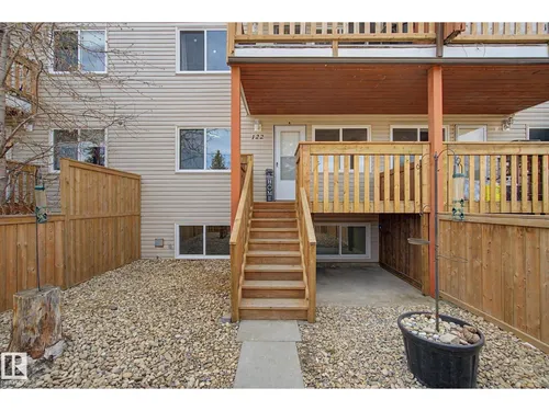 #122 95 MCKENNEY AV, St. Albert - $220,000