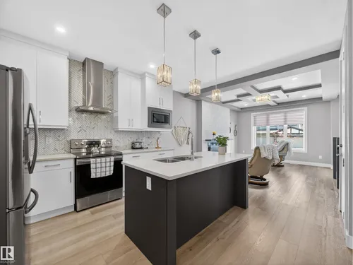 9358 PEAR LINK LI SW, Edmonton - $575,000