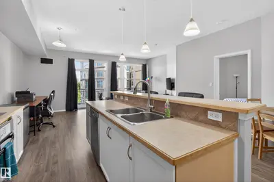 Interior photo 2 of #341 4827 104A ST NW