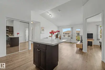 Interior photo 2 of #1401 9363 SIMPSON DR NW