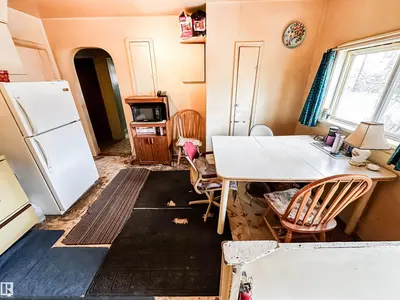 Interior photo 2 of 11345 93 ST NW