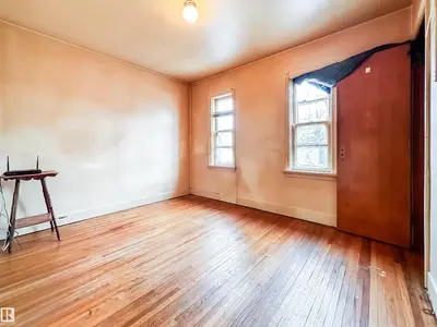 Interior photo 4 of 11345 93 ST NW