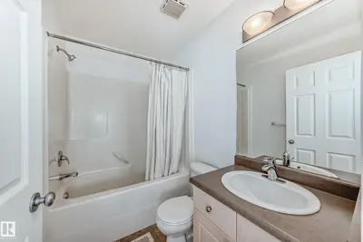 Interior photo 2 of 