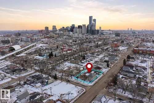 10734 93 ST NW, Edmonton - $274,900