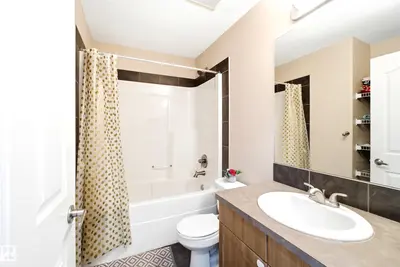 Interior photo 3 of 2132 32 Street NW NW