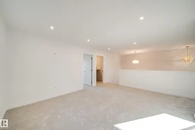 Interior photo 4 of 77 Chartres CL