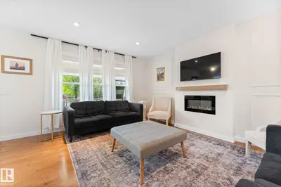 Interior photo 2 of 5152 4 AV SW