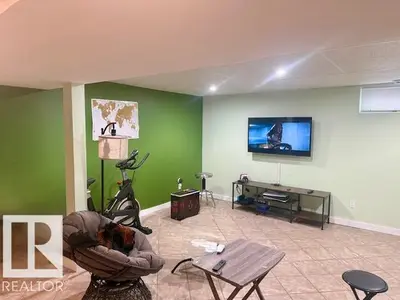 Interior photo 3 of 202 22 ST