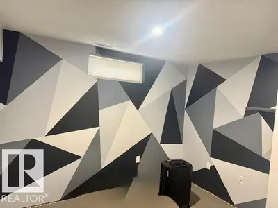 Interior photo 4 of 202 22 ST