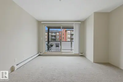 Interior photo 4 of #212 13908 136 ST NW