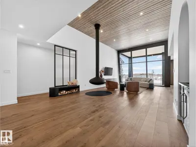 Interior photo 2 of 7104 54 AV