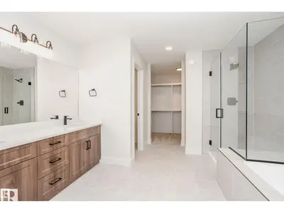 Interior photo 4 of 6302 DANSEREAU CR