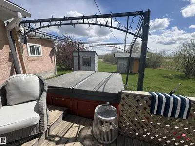Interior photo 4 of 2313 TWP RD 474
