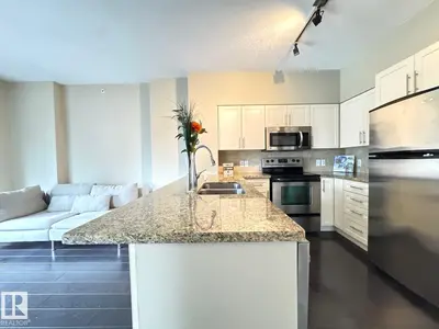 Interior photo 3 of #702 10136 104 ST NW