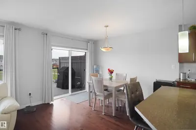 Interior photo 4 of 1702 Chapman WY SW