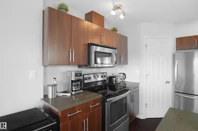 Interior photo 1 of 1702 Chapman WY SW