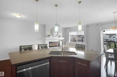 Interior photo 2 of 1702 Chapman WY SW