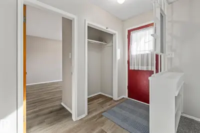 Interior photo 1 of 11926/11928 56 ST NW