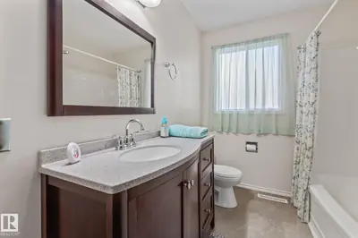 Interior photo 3 of 11926/11928 56 ST NW