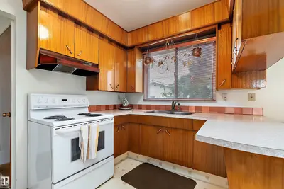 Interior photo 4 of 13812 63 ST NW