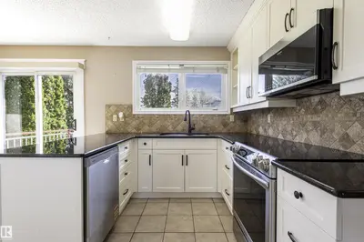 Interior photo 4 of 9331 52 ST NW