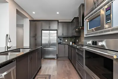 Interior photo 4 of 268 SHEPPARD CI