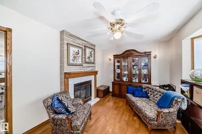 Interior photo 3 of 15330 99 AV NW