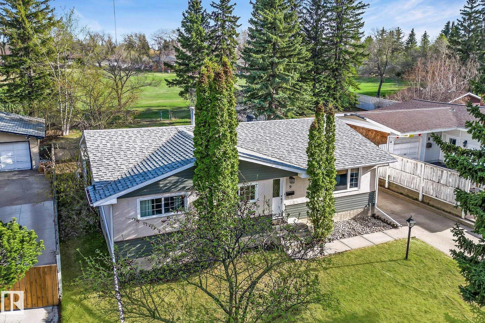 9 HUMMINGBIRD RD, Sherwood Park - 4 bedroom Detached Single Family for sale