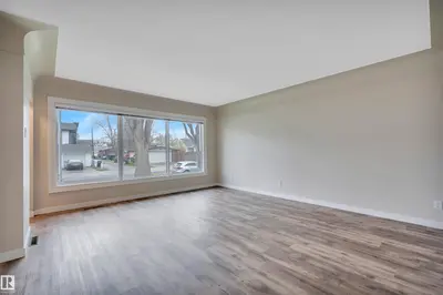 Interior photo 4 of 6515 104 A ST NW NW