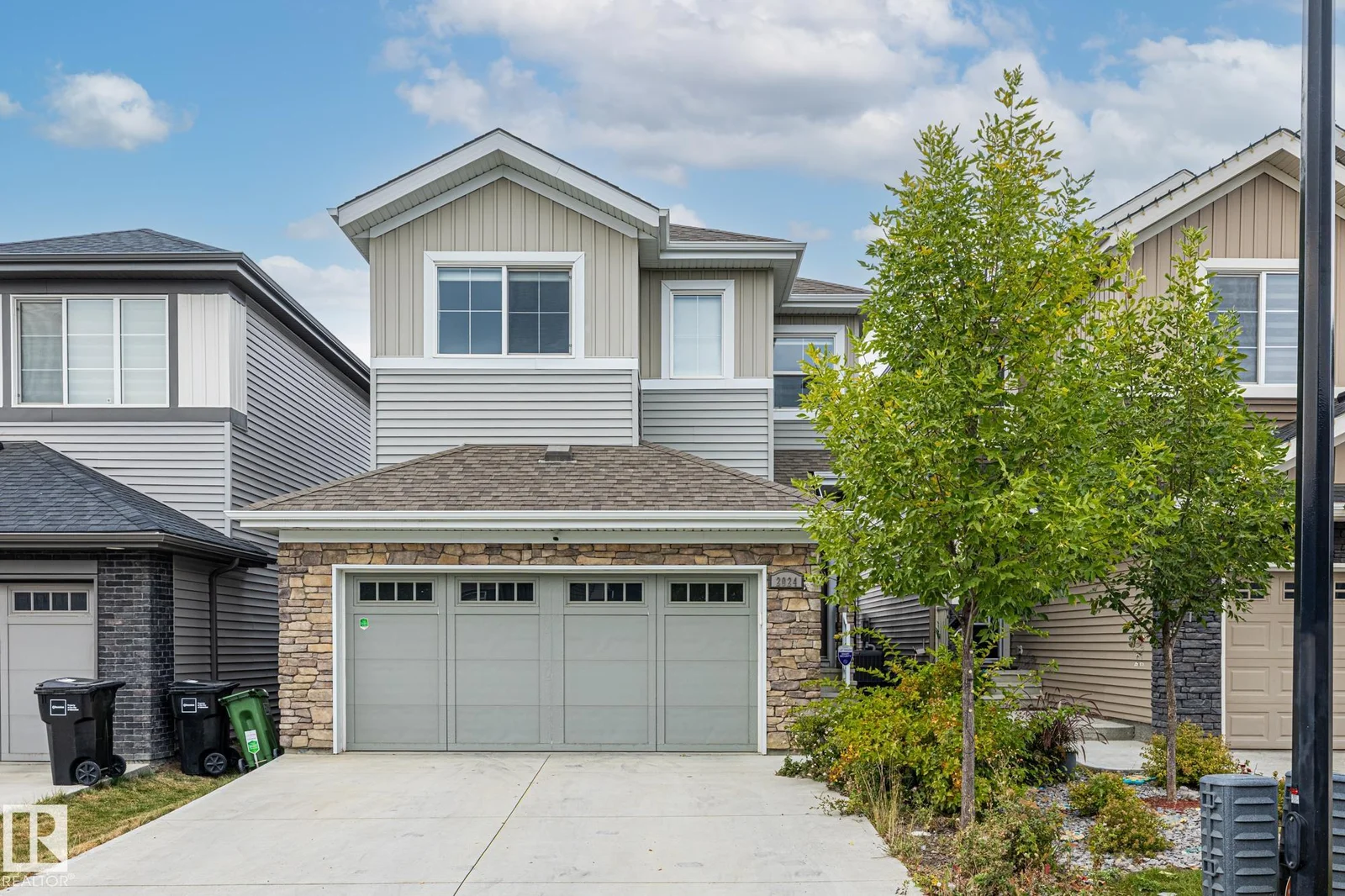 2024 160 ST SW, Edmonton - 3 bedroom Detached Single Family for sale