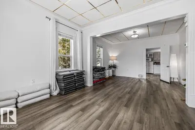 Interior photo 4 of 4813 53 AV
