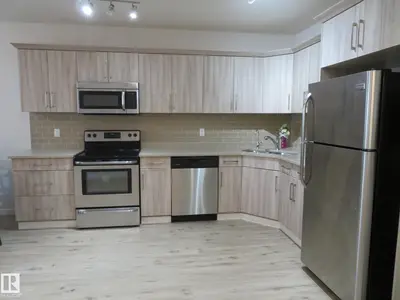 Interior photo 3 of 11840 112 ST NW