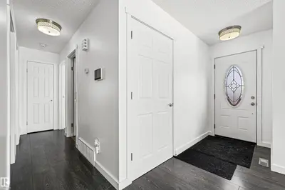 Interior photo 3 of 115 WARWICK RD NW