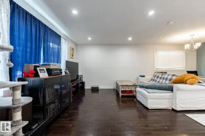 Interior photo 2 of 3004 68 ST NW