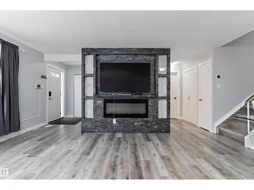 3214 71 ST NW, Edmonton - $389,000
