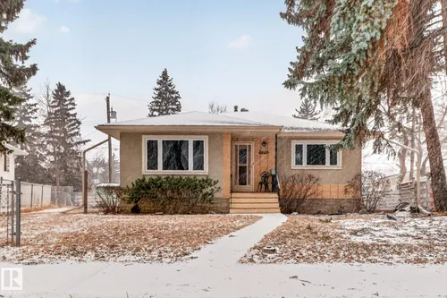 11255 71 AV NW, Edmonton - $475,000