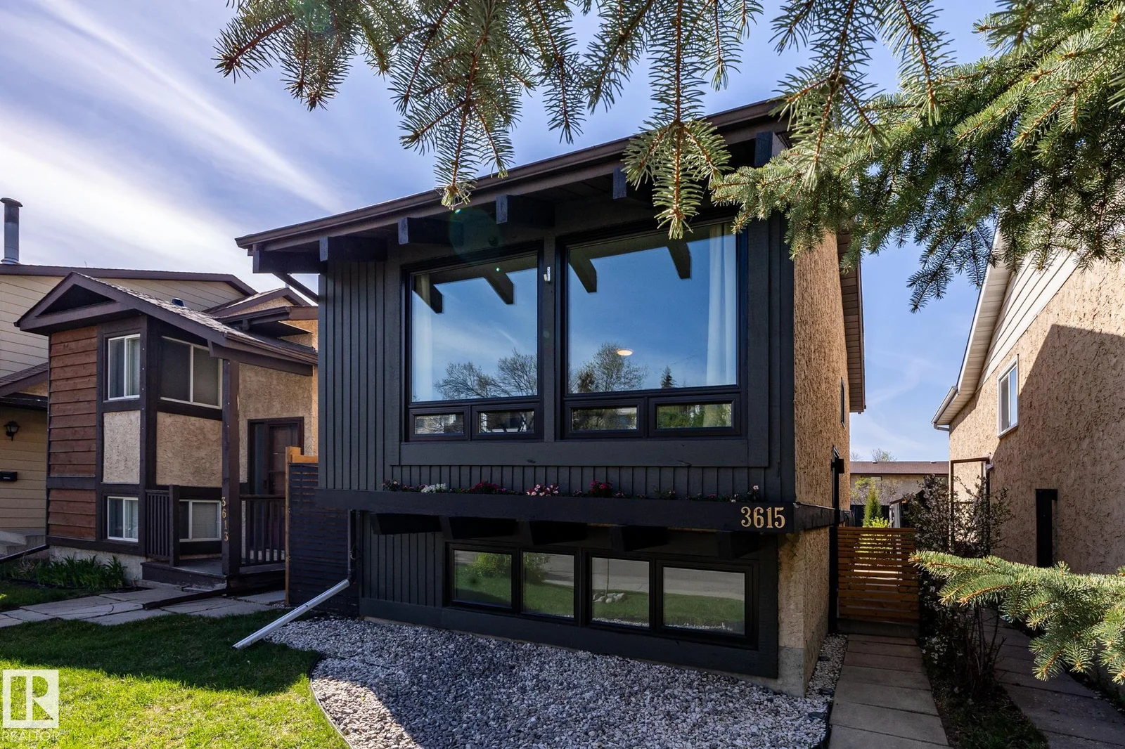 3615 43 AV NW, Edmonton - 2 bedroom Detached Single Family for sale