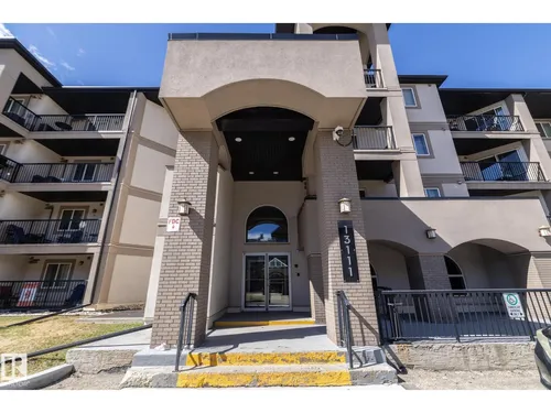 #209 13111 140 AV NW, Edmonton - $234,000