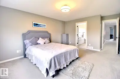 Interior photo 2 of 1231 37A AV NW