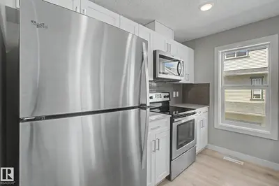 Interior photo 2 of #71 1530 TAMARACK BV NW