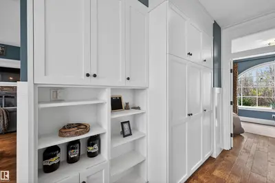 Interior photo 3 of 27317 TWP ROAD 554