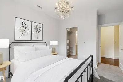 Interior photo 4 of #16 11518 76 AV NW