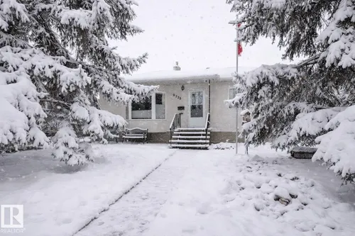 9725 143 ST NW, Edmonton - $639,000