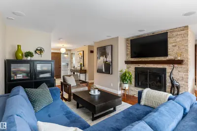 Interior photo 2 of 9812 142 ST NW