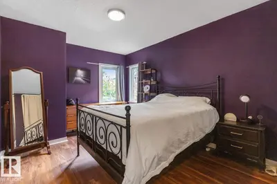 Interior photo 3 of 9908 87 AV NW