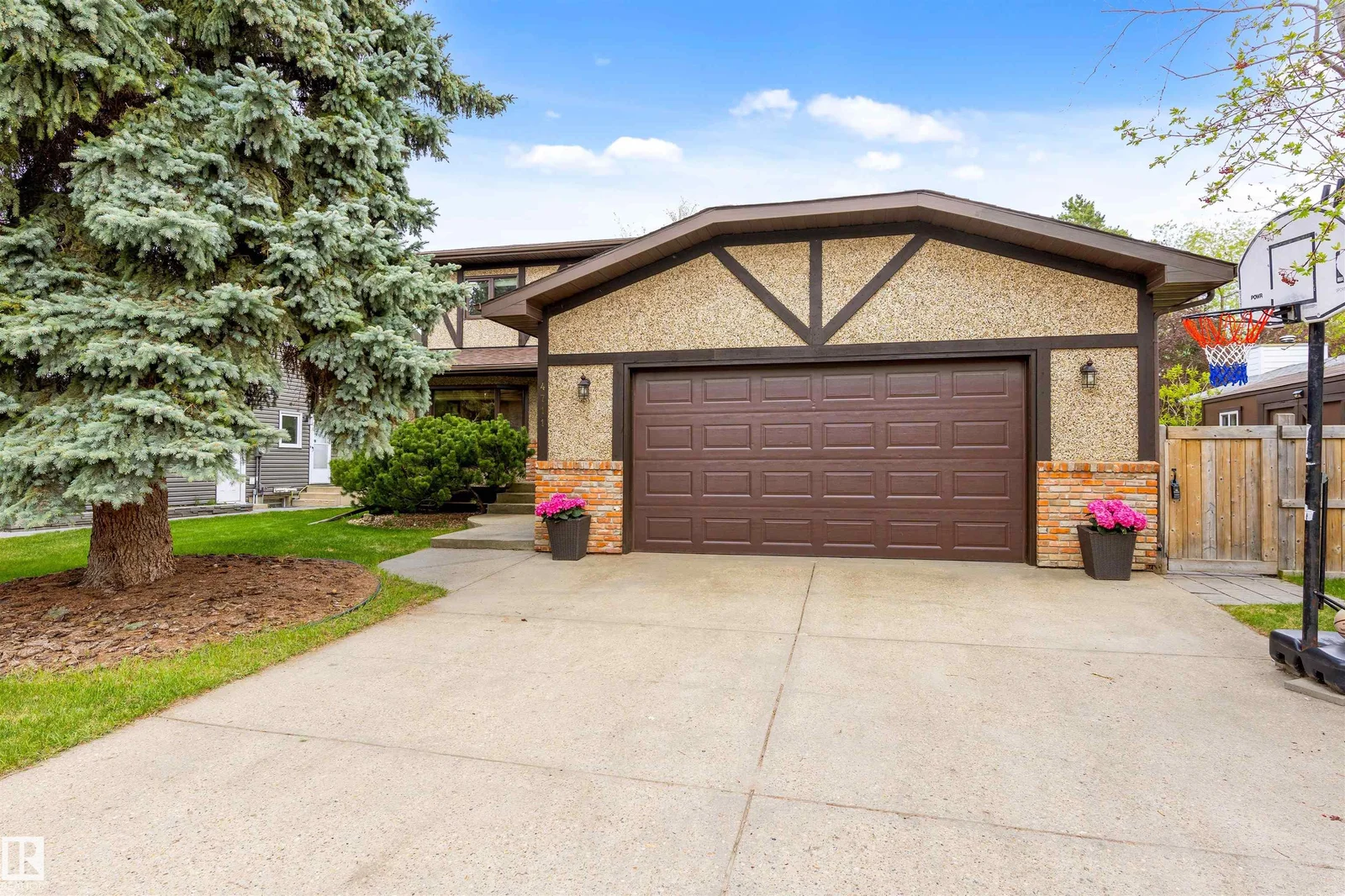 4711 WHITEMUD RD NW, Edmonton - 4 bedroom Detached Single Family for sale