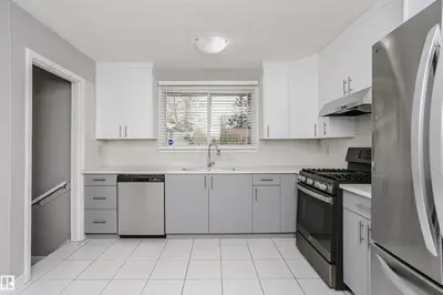 Interior photo 2 of 11436 161 AV NW